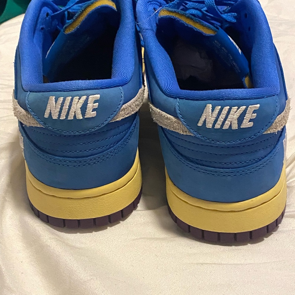 Nike Undefeated x Dunk size 11 - Picture 4 of 4